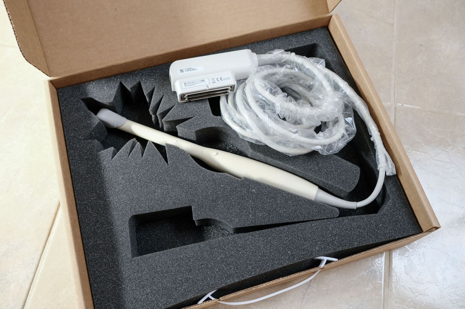 Használt HS40 ultrahang készülék nőgyógyászati vizsgálófeje Használt HS40 ultrahang készülék nőgyógyászati vizsgálófeje